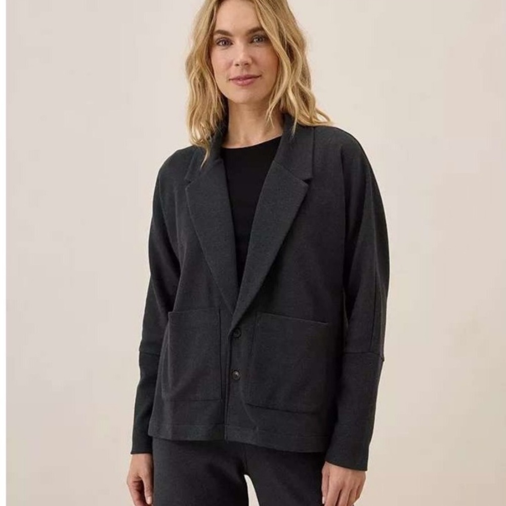 Pact Organic Cotton Airplane Blazer Cropped Two Button Oversized Black Medium